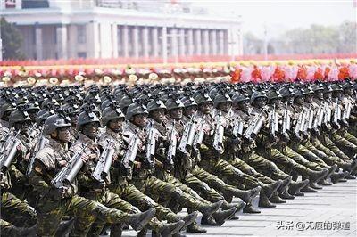 朝鲜阅兵的跳跳步，到底是怎么走出来这种感觉的