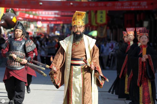 东汉一种社会风气，让曹操也趋之若鹜，最终却影响了王朝的命运