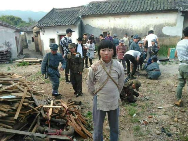 英雄刘胡兰在15岁牺牲，“杀人凶手”16年后落网，真相太扎心！